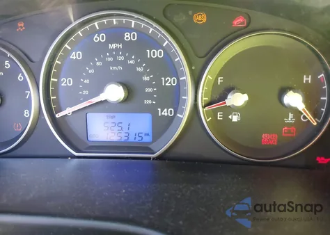 2012 Hyundai Santa Fe Limited z USA, uszkodzony, nr VIN 5XYZK3AB8CG139360